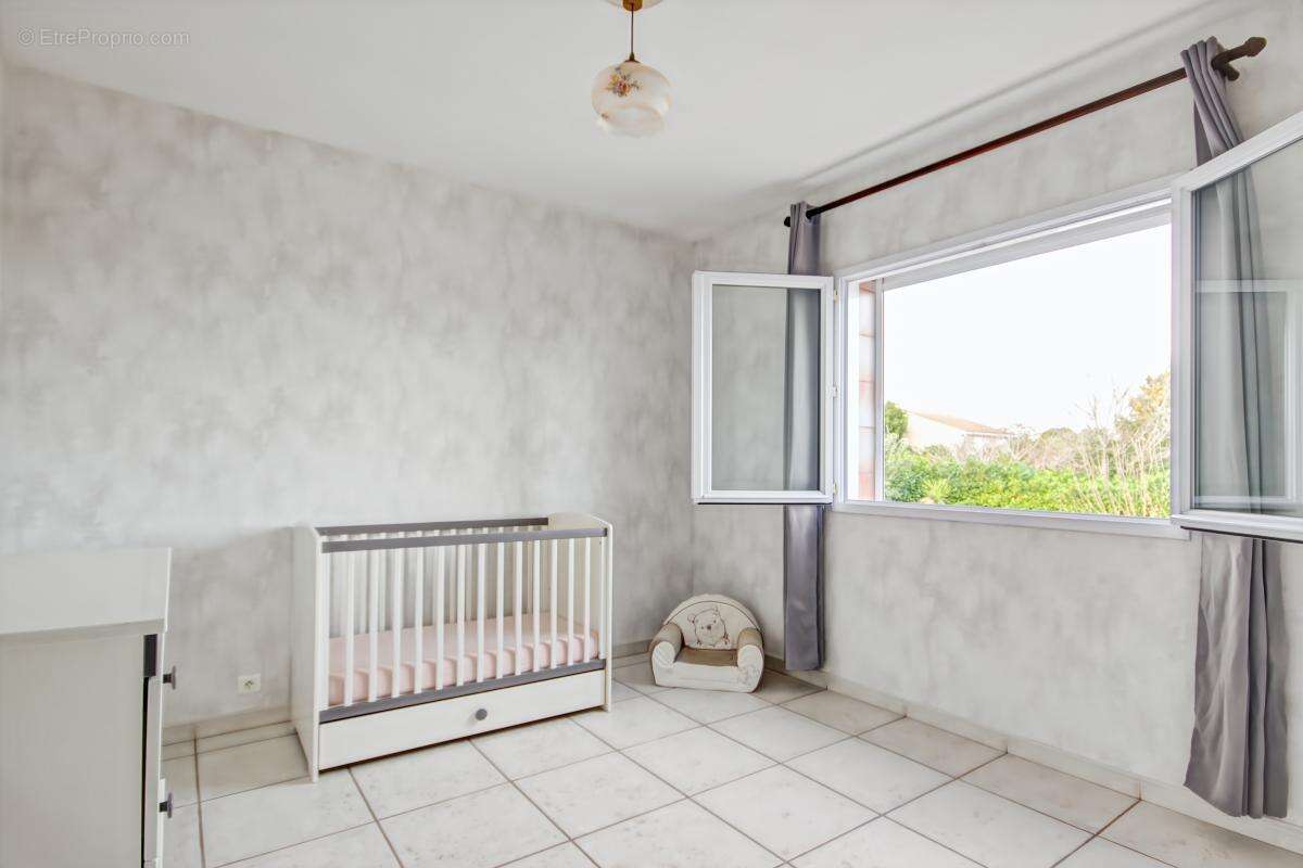 Maison à SAINT-JEAN-DE-VEDAS