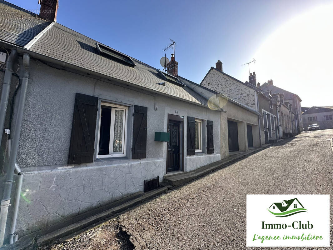 Maison à CHATEAU-CHINON(VILLE)