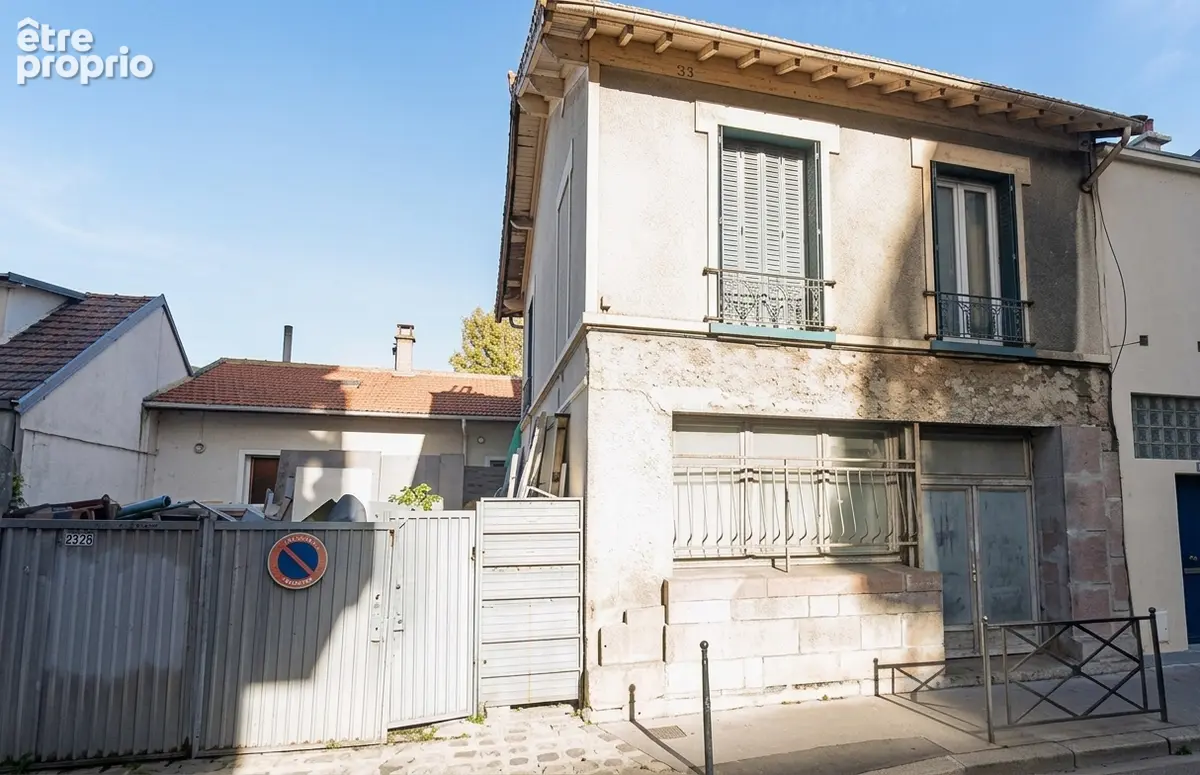 Maison à COURBEVOIE
