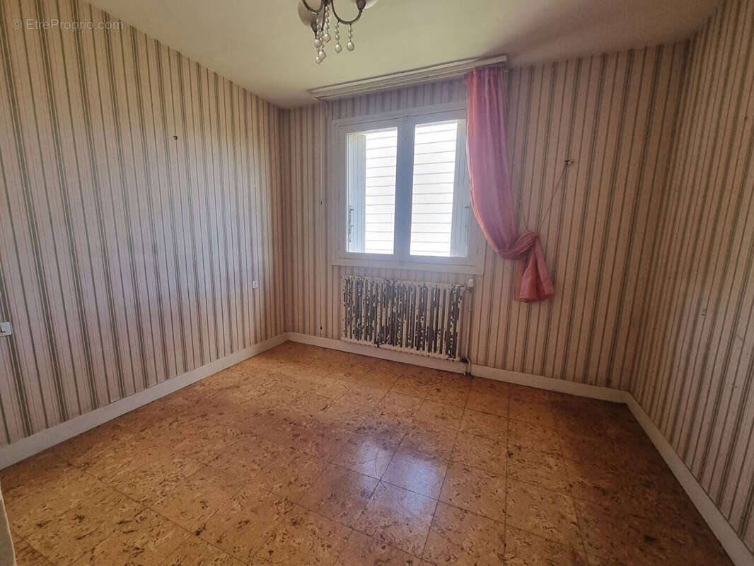 Maison Ducey Les Cheris - photo 8
