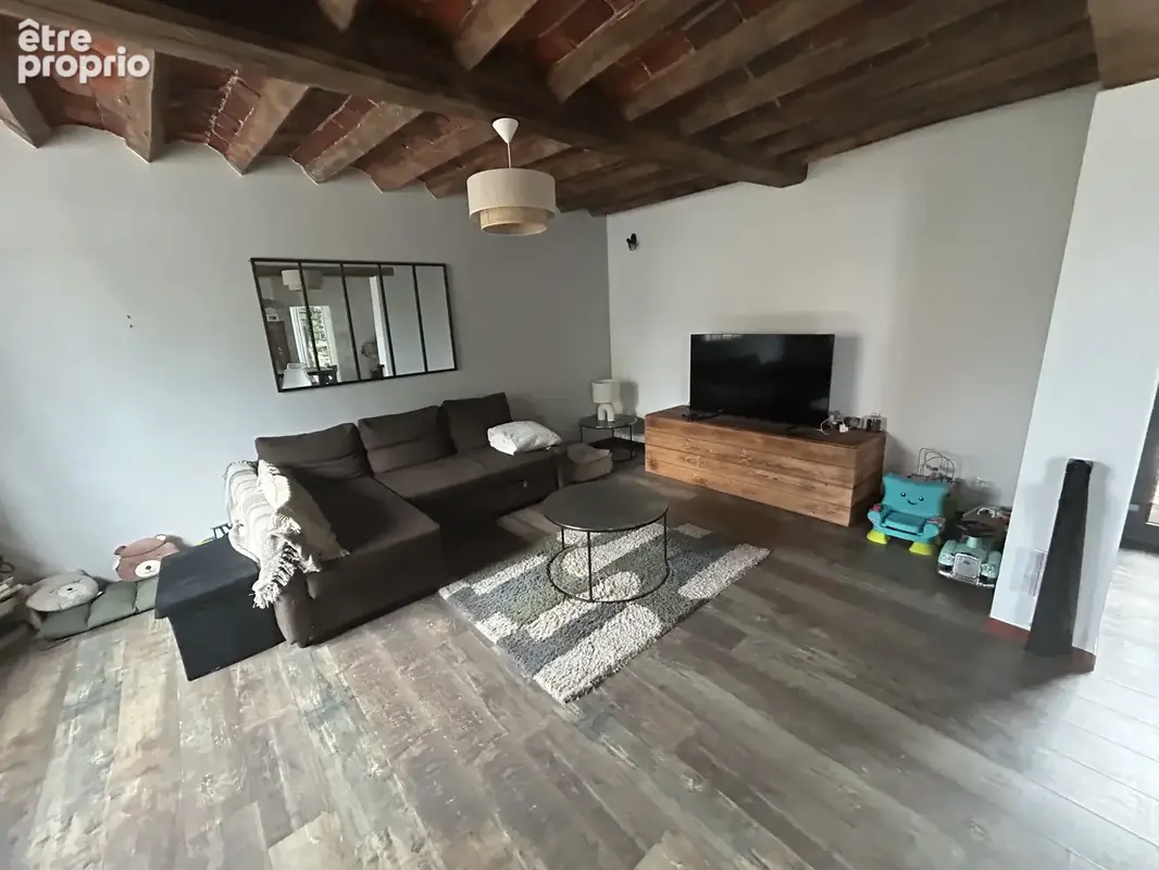 Beaucoup de charme et de cachet pour cette flamande de 108m2 située dans un secteur calme et prisé ! - photo 4