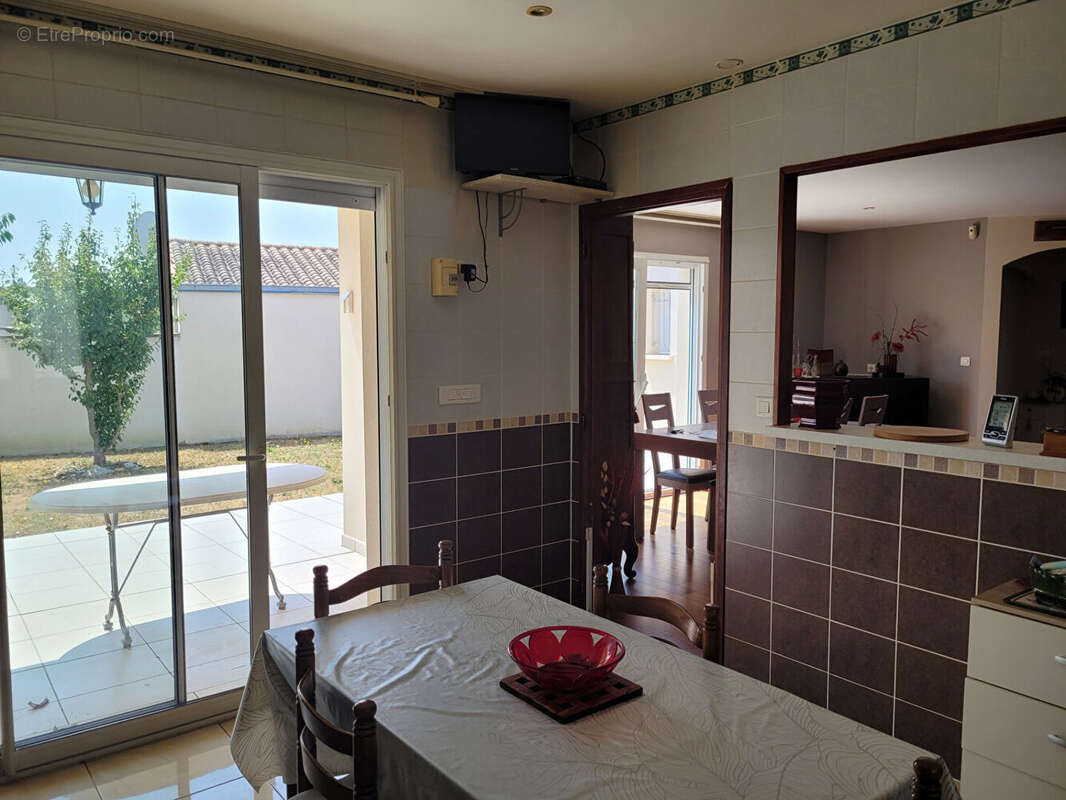 ROCHEFORT - Maison de  plain-pied  - 3 chambres - 2 garages - jardin - photo 11