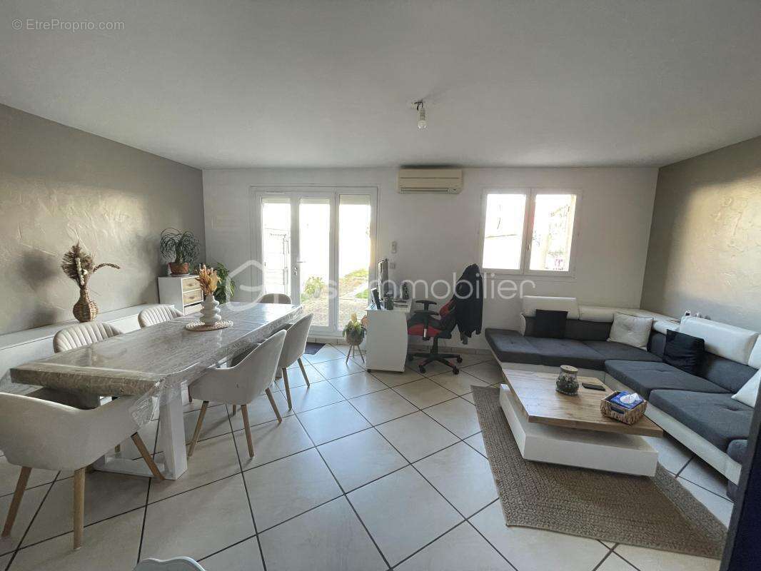 Maison à VARENNES-SUR-SEINE