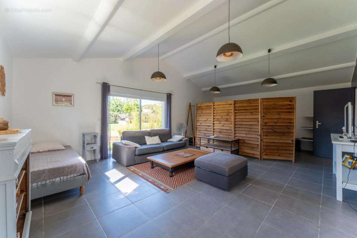 Maison à SAINT-MARTIN-DU-BOIS