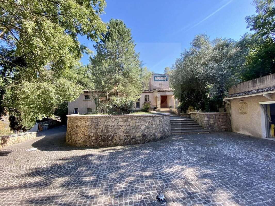 Maison à AIX-EN-PROVENCE