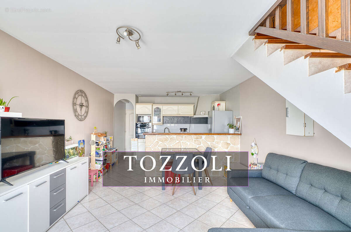Appartement à SAINT-GEORGES-D'ESPERANCHE