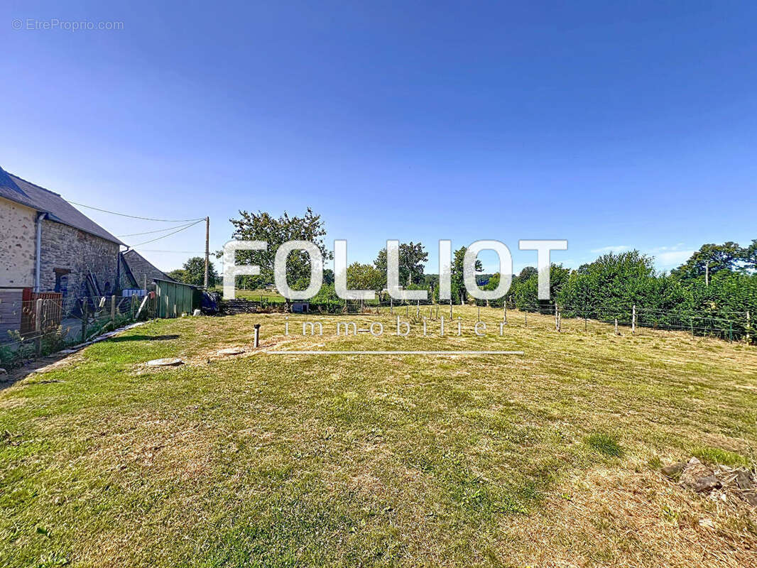 Maison à SAINT-AUBIN-DU-CORMIER