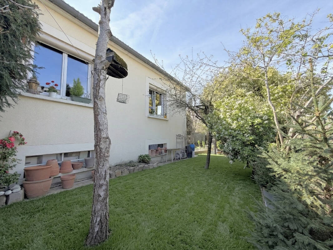 Maison à RUEIL-MALMAISON