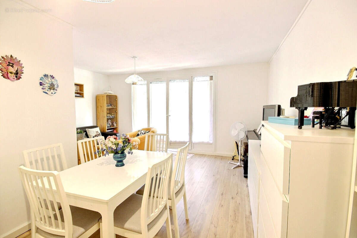 Appartement 68m² à fresnes - photo 2