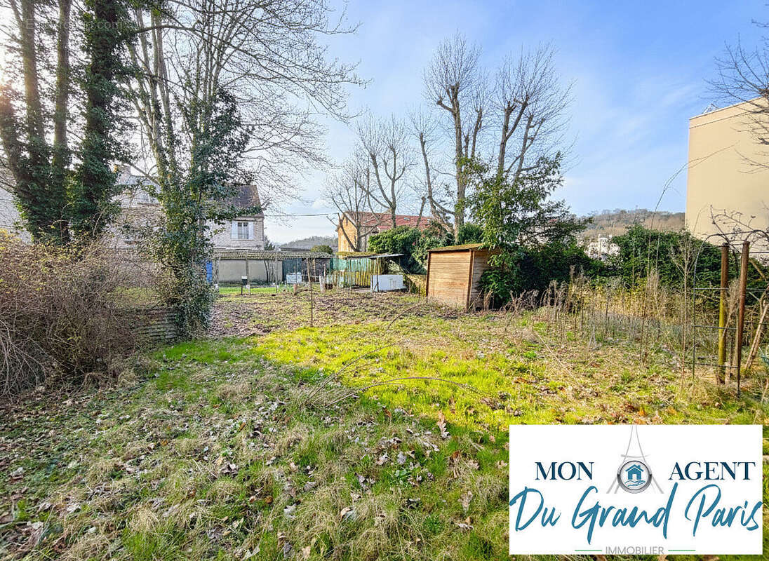 Terrain à JOUY-EN-JOSAS