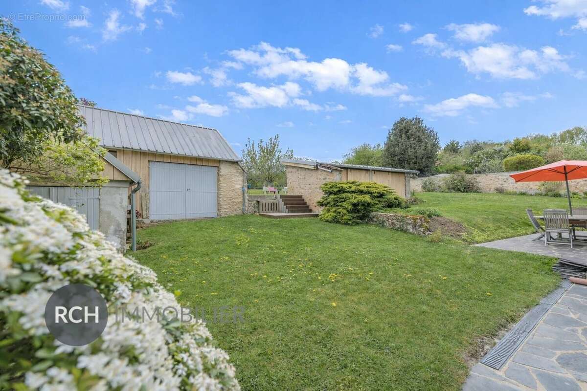 Maison à MONTFORT-L'AMAURY