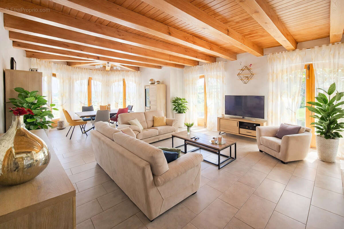Maison à CHAVANAY