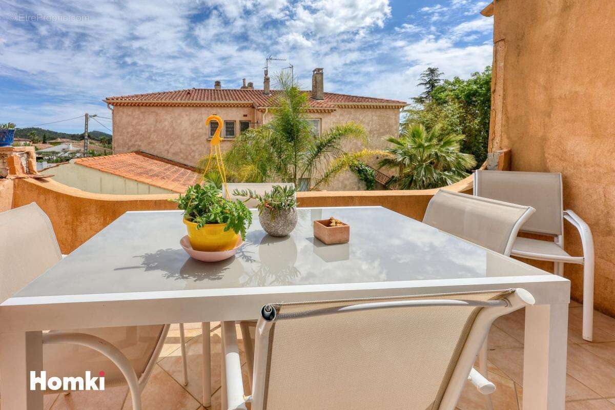 Maison à LA LONDE-LES-MAURES