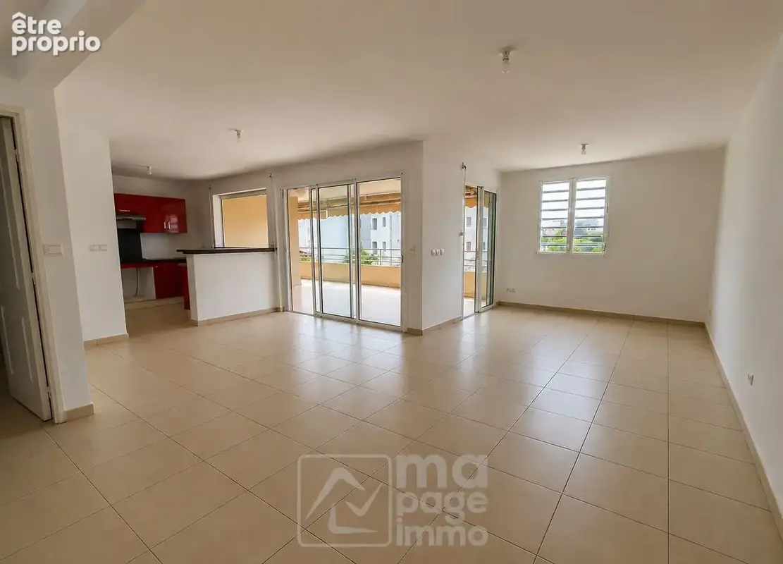 Vaste Appt T4 de 140 m2, Schoelcher - photo 4