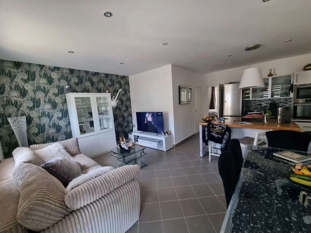 Appartement à GONFARON