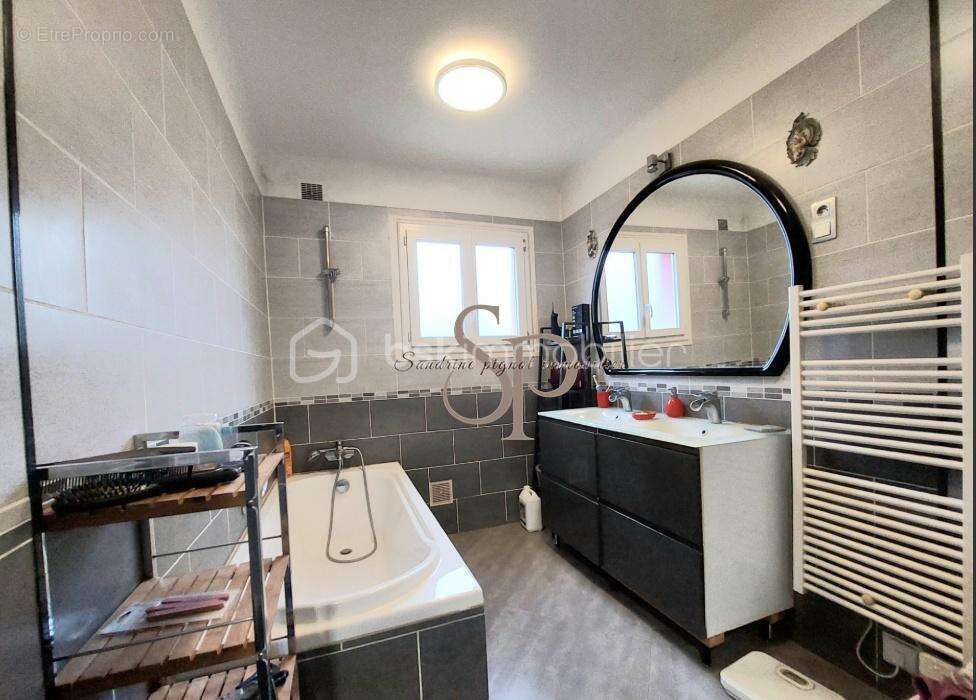 Maison à FONTAINE-LA-GAILLARDE