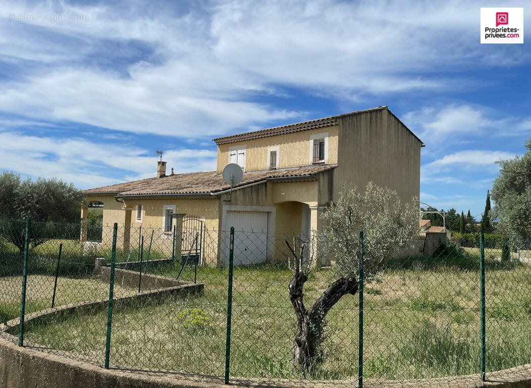 Maison à VALENSOLE