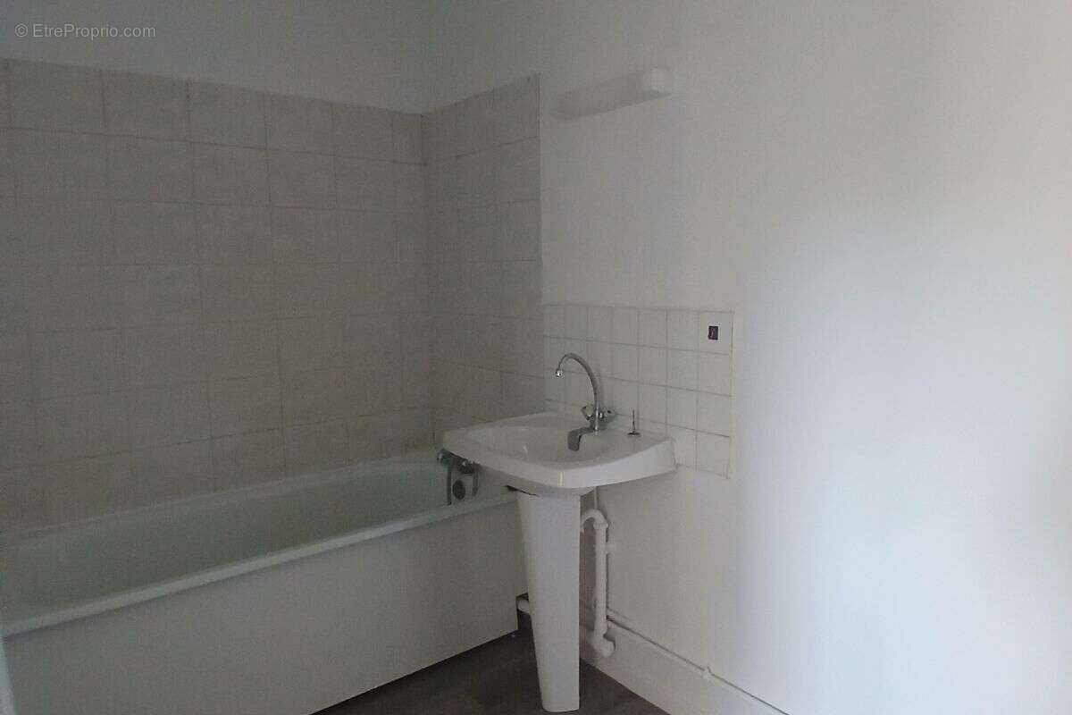 Appartement à MARSEILLE-11E