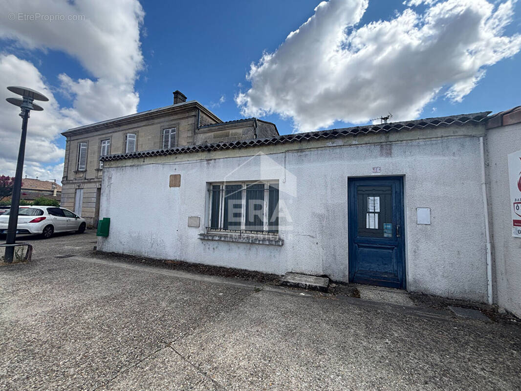 Maison à PRIGNAC-ET-MARCAMPS