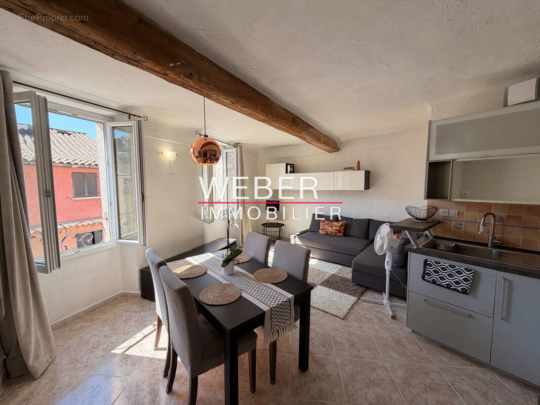 Appartement à OLLIOULES