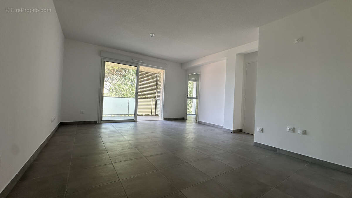 Appartement T3 première ligne plage - VIAS PLAGE - photo 8