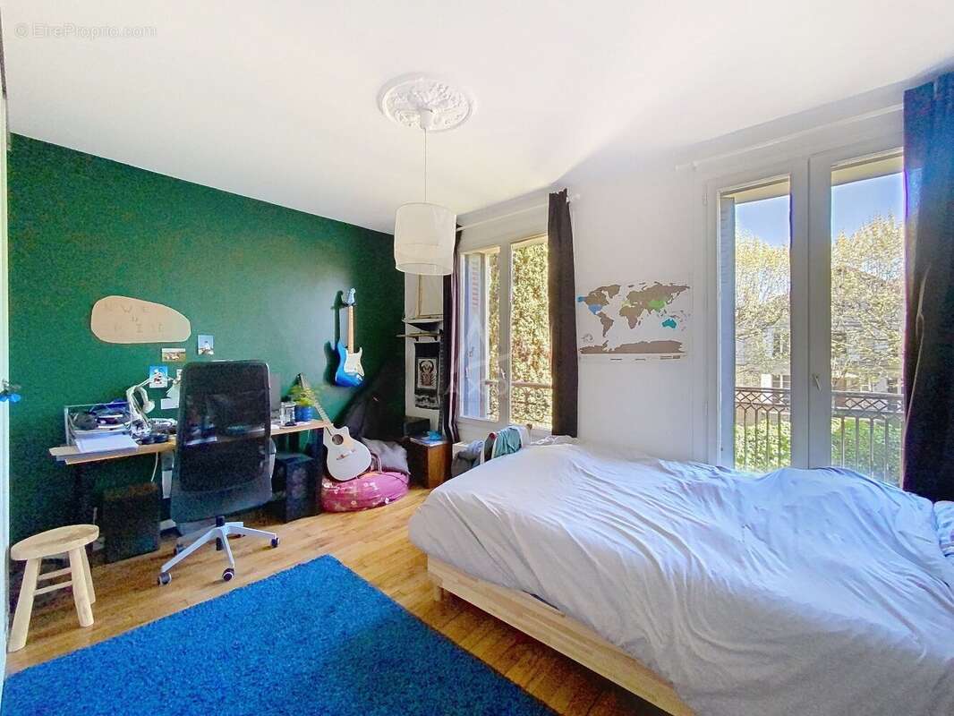 Maison à SAINT-MAUR-DES-FOSSES