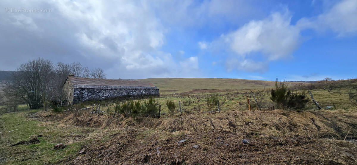 Maison à CHAMPCLAUSE
