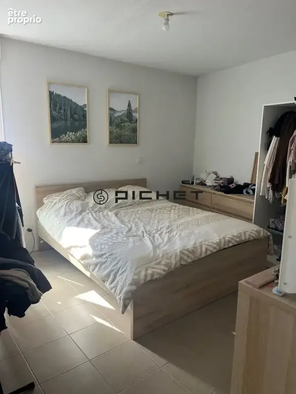 Agréable T3 avec extérieur et parking à Cenon - photo 5