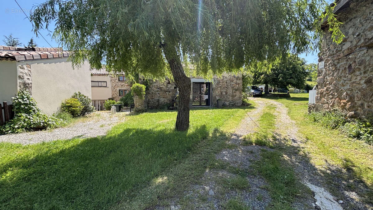 Maison à SAINT-PERAY