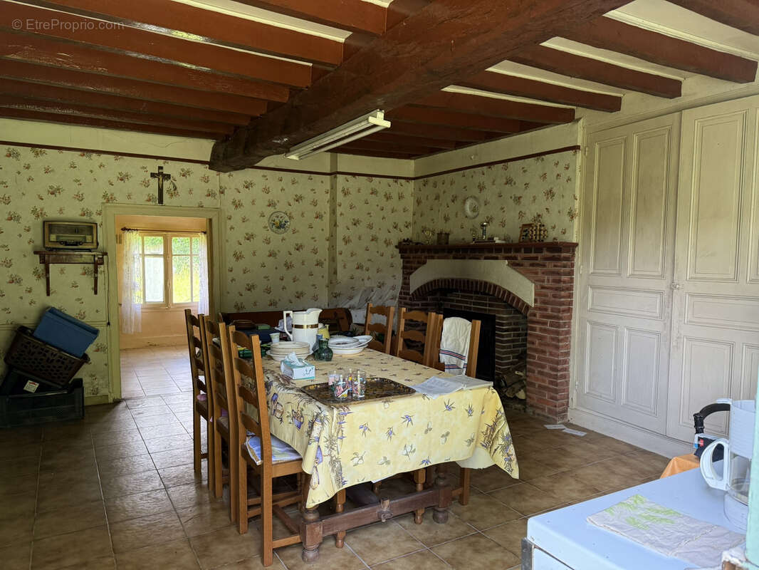 Maison à LA VENDUE-MIGNOT