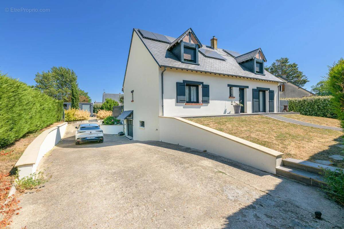 Maison à MESLAY