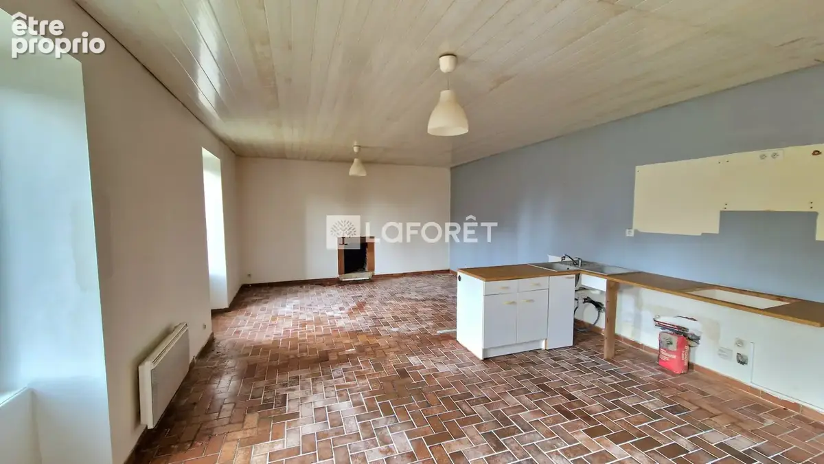 Maison COMBRIT 6 Pièces 205 m² - photo 3