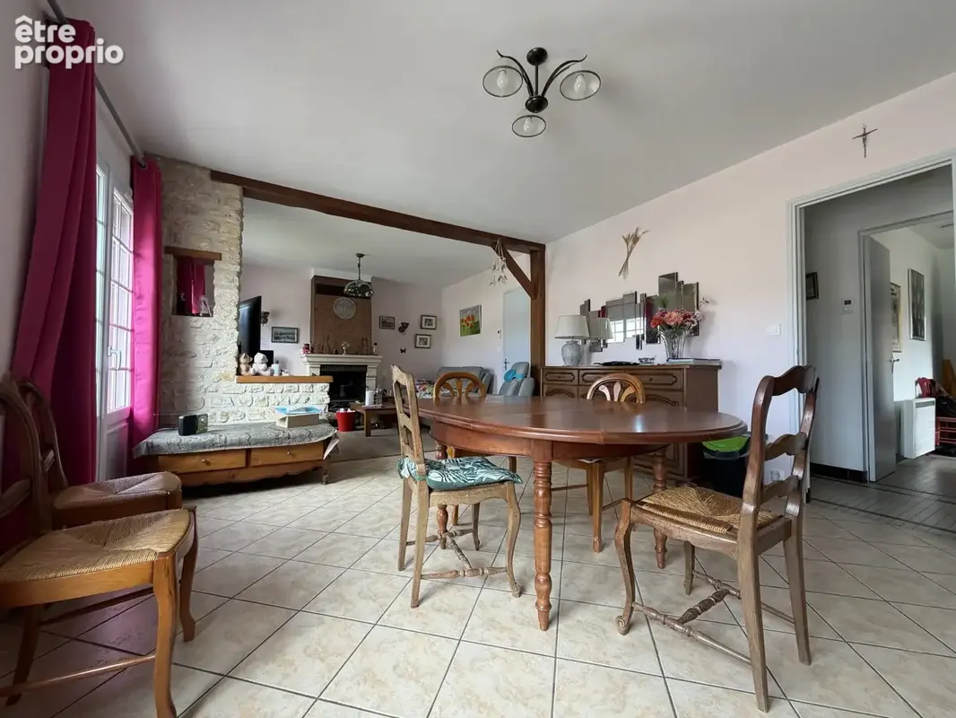Salle à manger. 