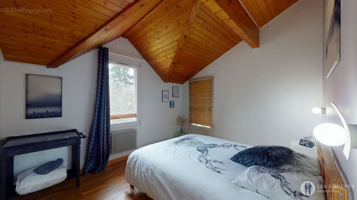 Maison à ECHIROLLES