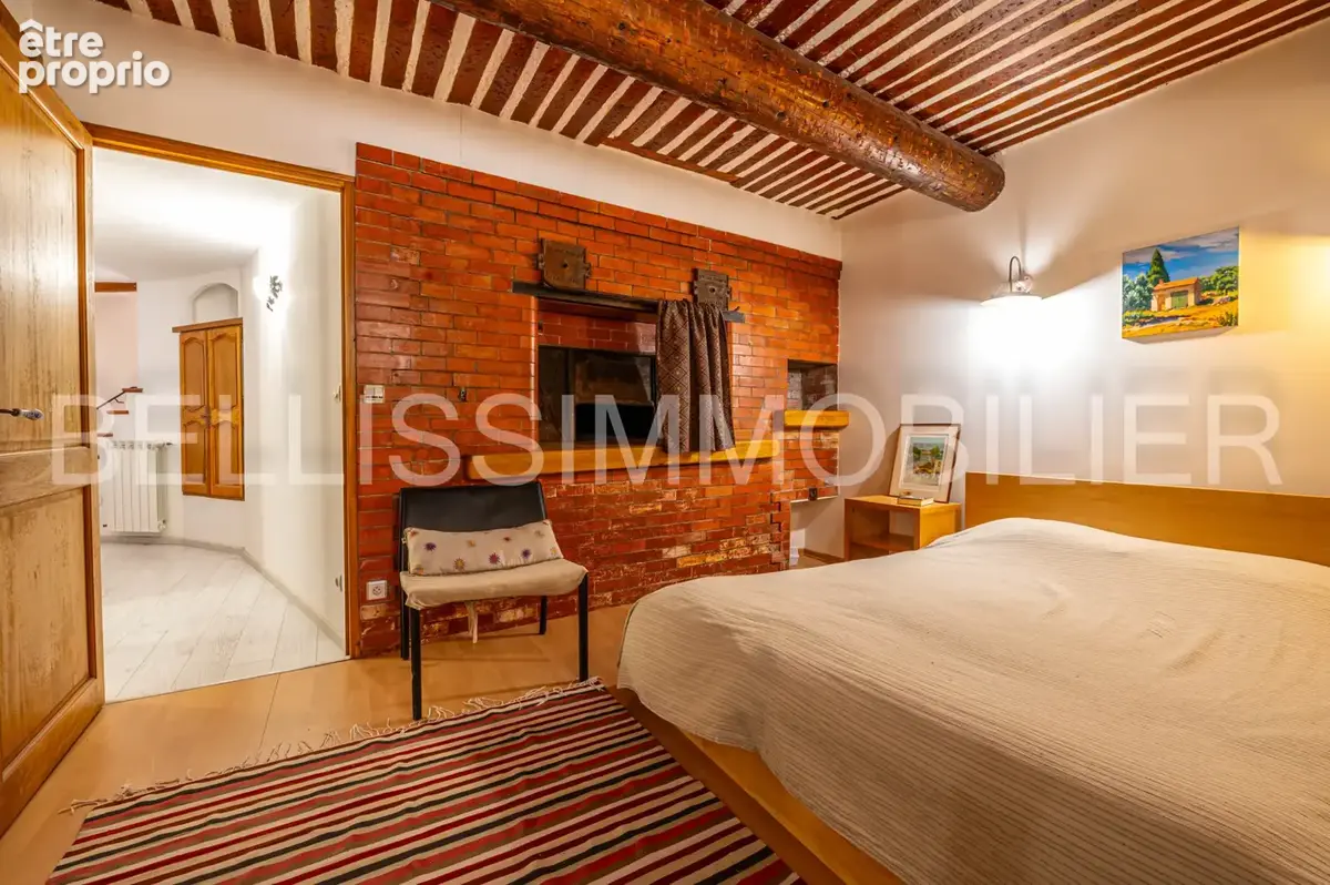 Maison de village rénovée avec cour extérieure - photo 7