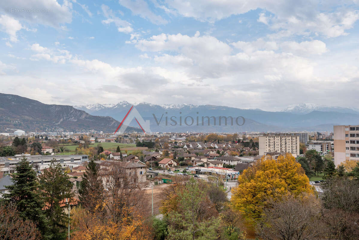 Appartement à SASSENAGE