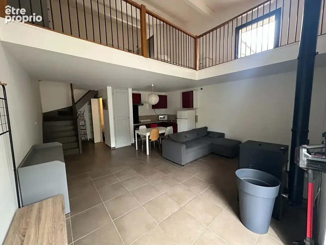 Appartement à MEYRARGUES
