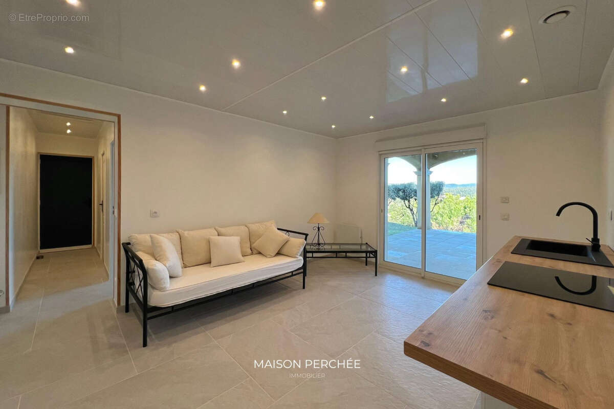 Maison à CARCES