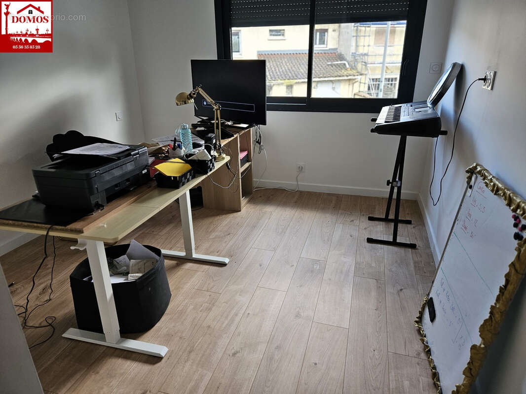 LE BOUSCAT Maison neuve de 112 m2, avec garage, terrasse et piscine. - photo 15