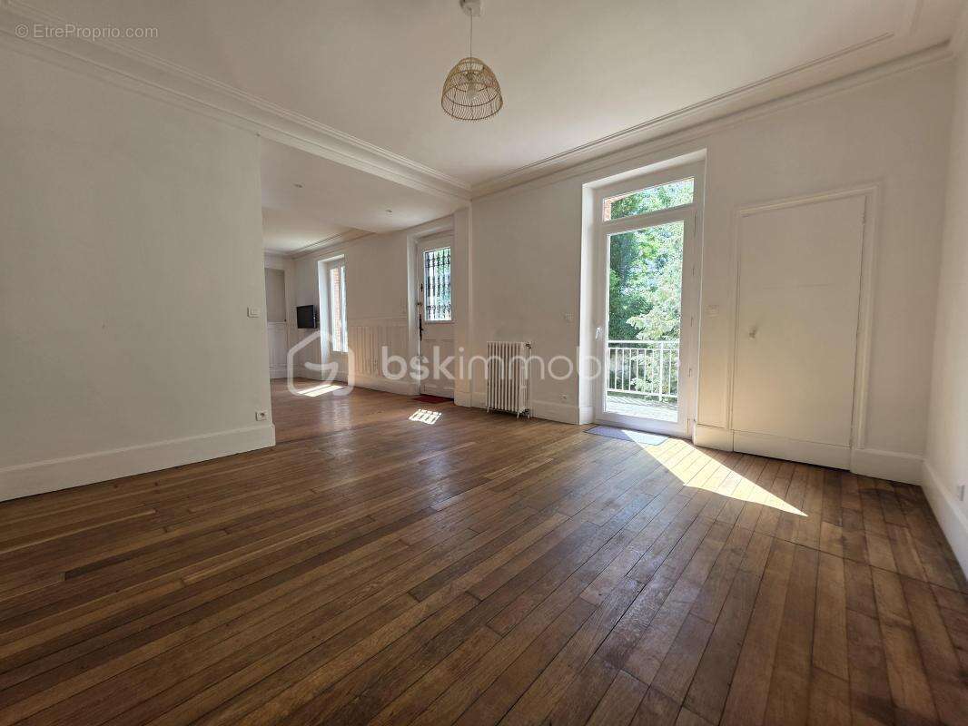 Maison de ville idéalement située - photo 8