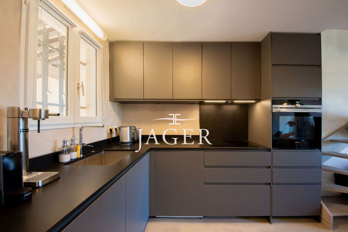 Appartement à COGOLIN