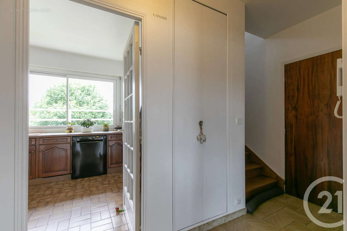 Appartement à CHENNEVIERES-SUR-MARNE