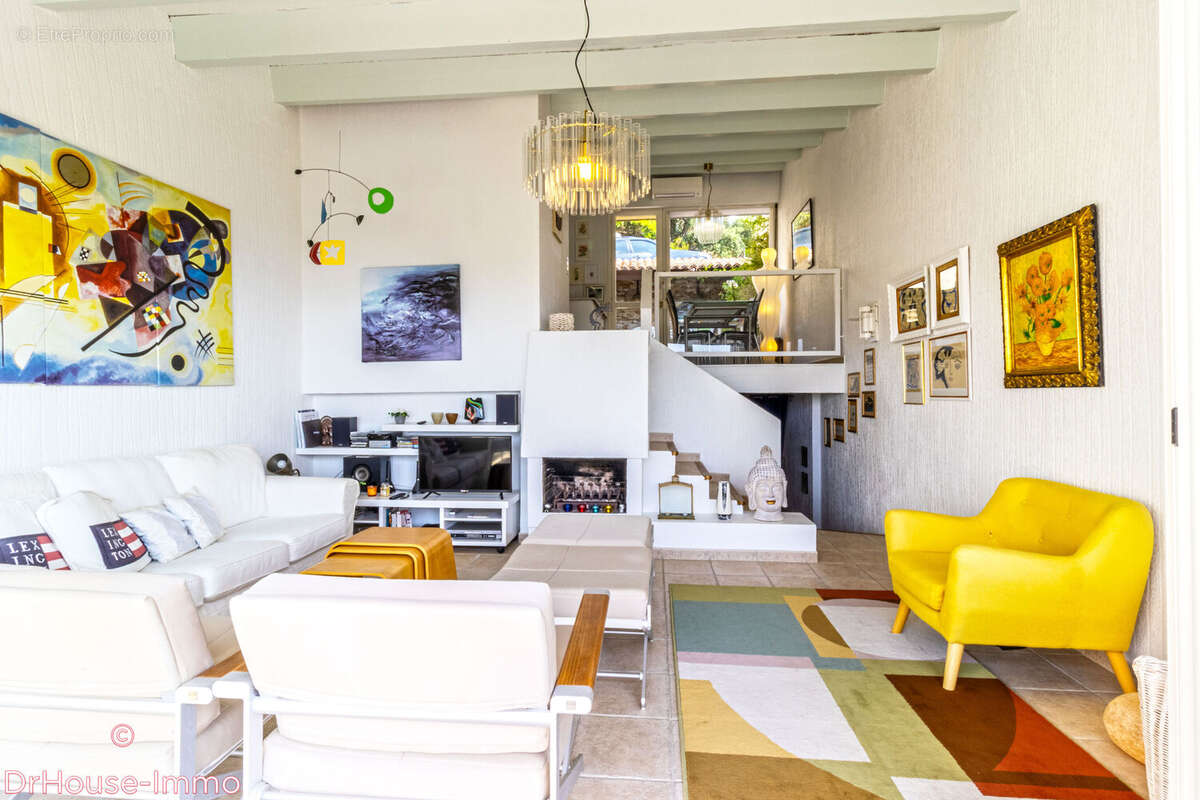 Maison 71 m² à Cavalaire-Sur-Mer  - photo 8