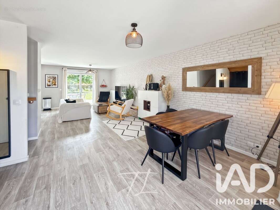Maison 84 m² à Chessy  - photo 5