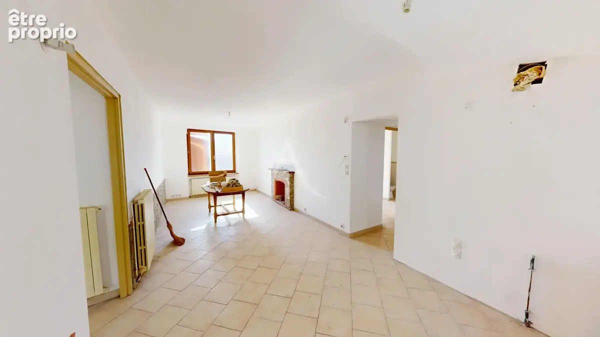 Maison de plain-pied avec remise de plus de 60 m² et extérieur - photo 5