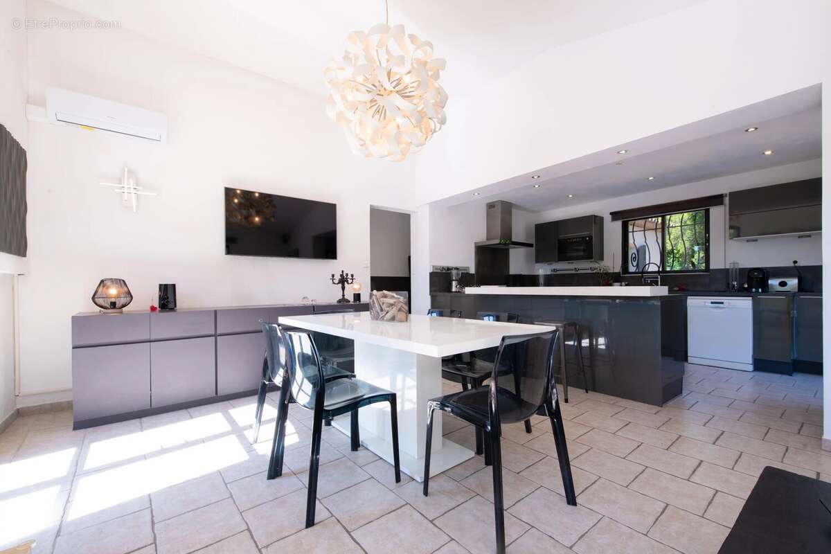 Maison à SAINTE-MAXIME