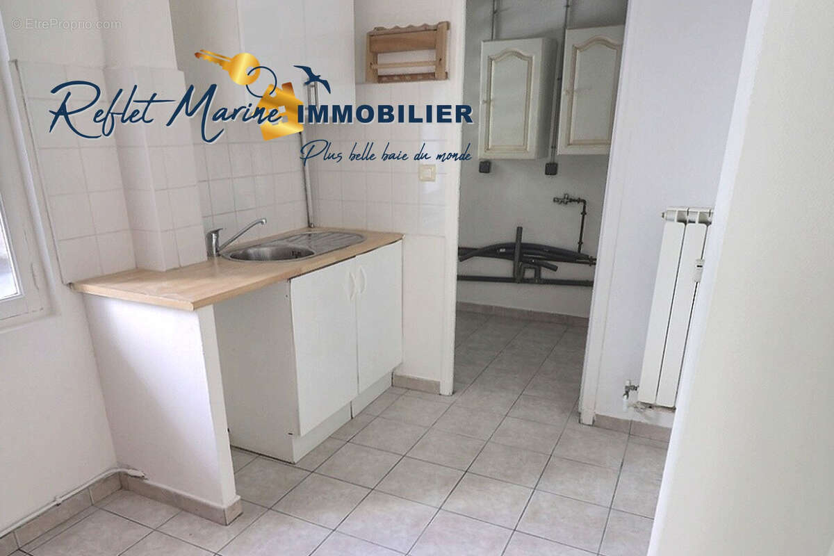 Appartement à SIX-FOURS-LES-PLAGES