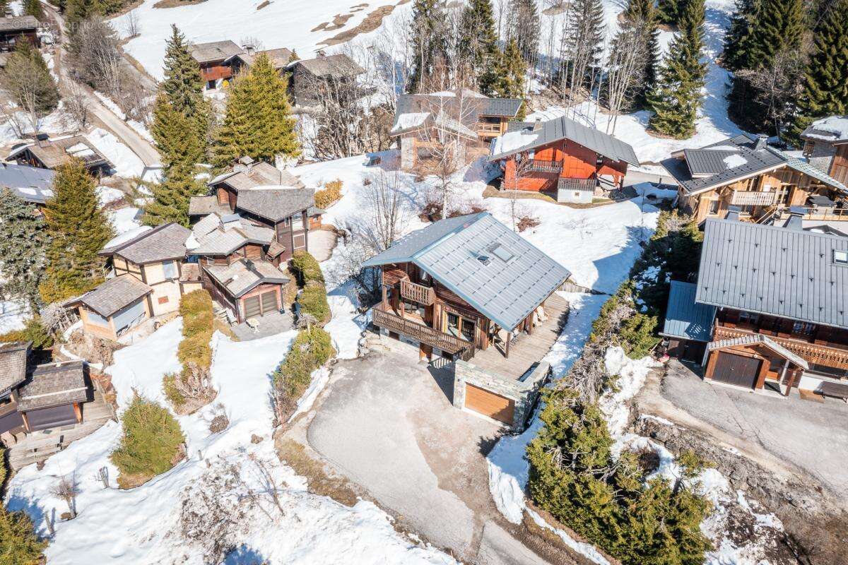 Un chalet alpin magnifiquement aménagé offrant une vue panoramique, idéalement situé à Chavannes - photo 24
