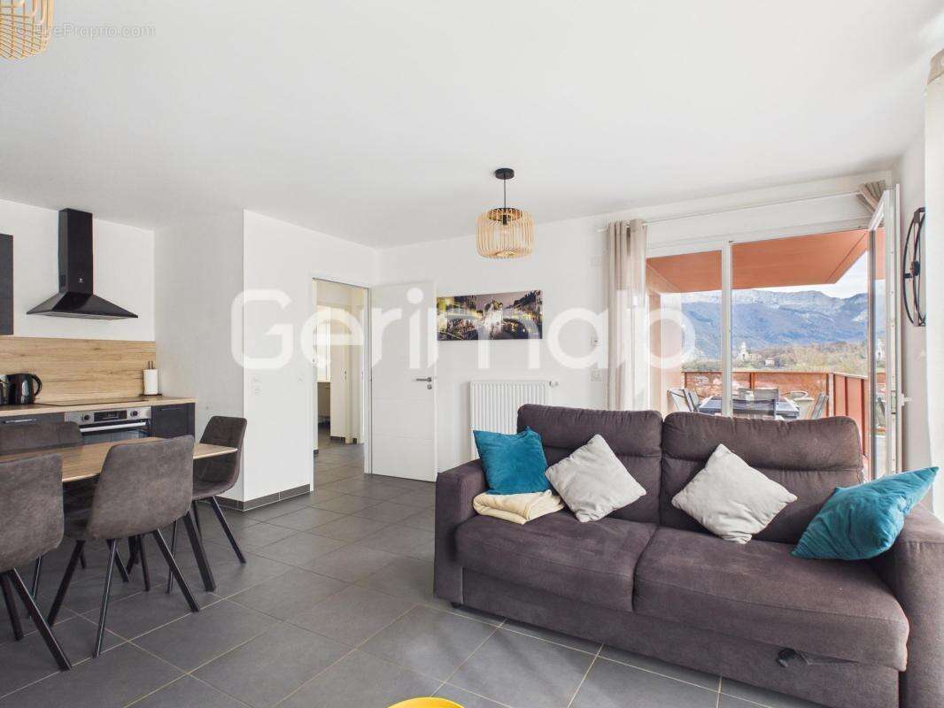 Appartement à SEYNOD