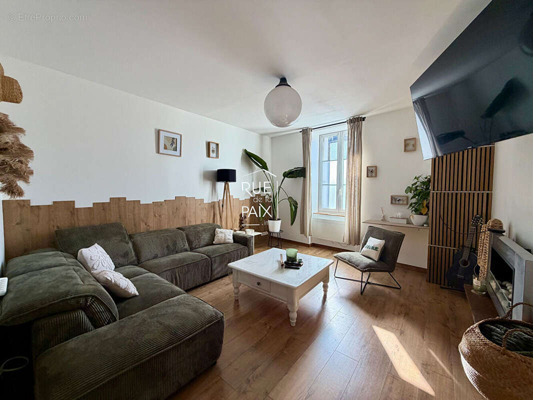 Maison à LA MOTHE-SAINT-HERAY